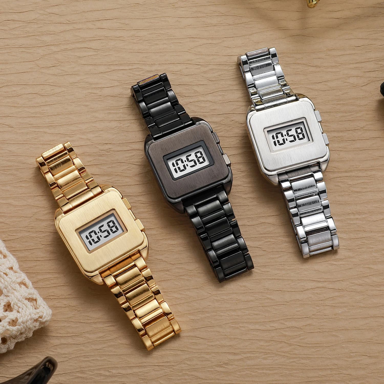 Simple Digital Men's Electronic Watch Arabic Numerals Show Conspicuous Daily Wearing Time as Gifts for Grandpa's Daily Life