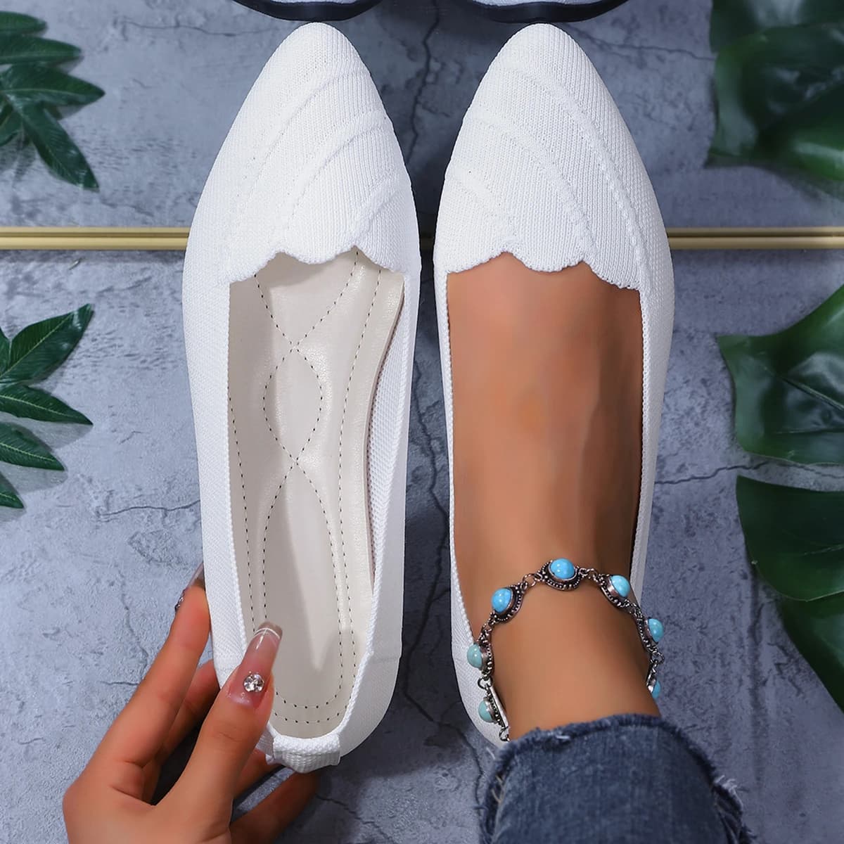 Women Flats Women Solid Slip Designer Casual Breathable Mesh Shoes Women Loafers Comfortable Shoes Pointed Toe Flat Shoes