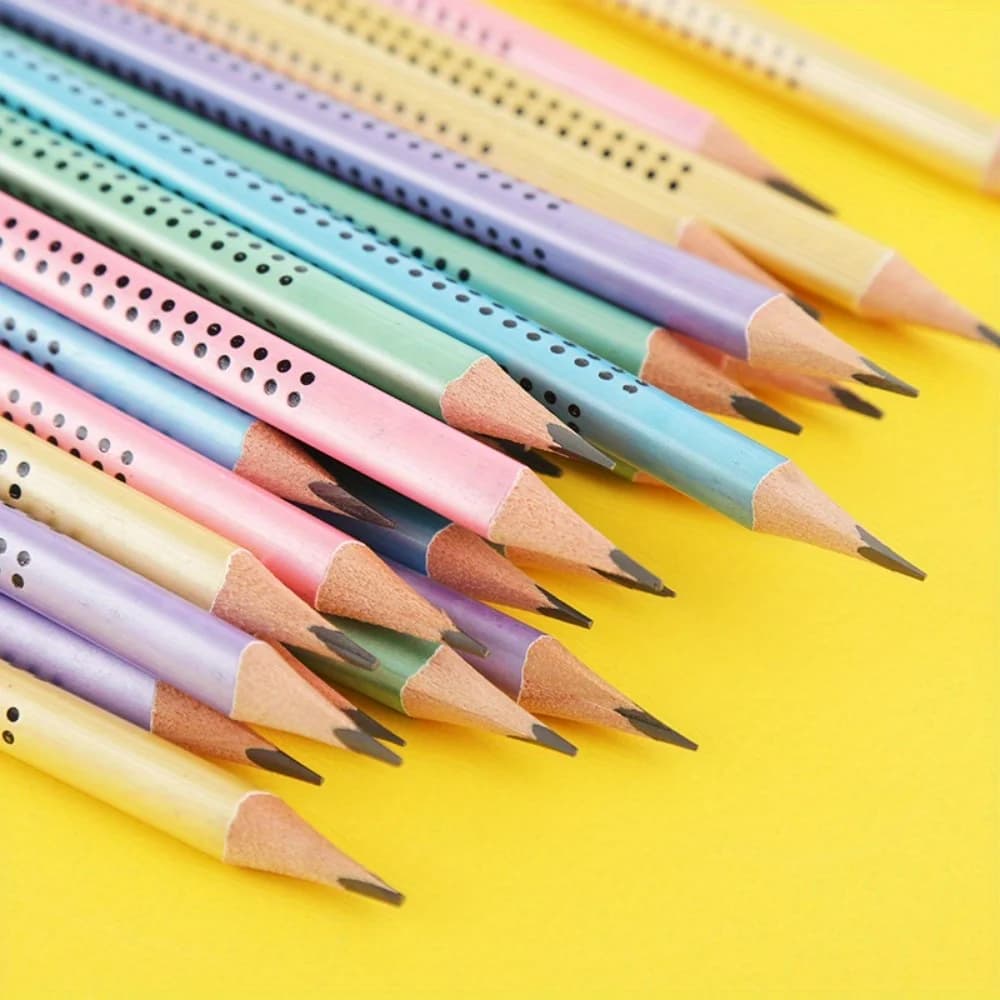 1 Barrel of 30 Hb Pencils in Random Colors, Triangular Barrel for Correcting Grip Posture, Creative Cartoon Writing Pencils, 30-Piece Barrel of Pencils, Office Pencils