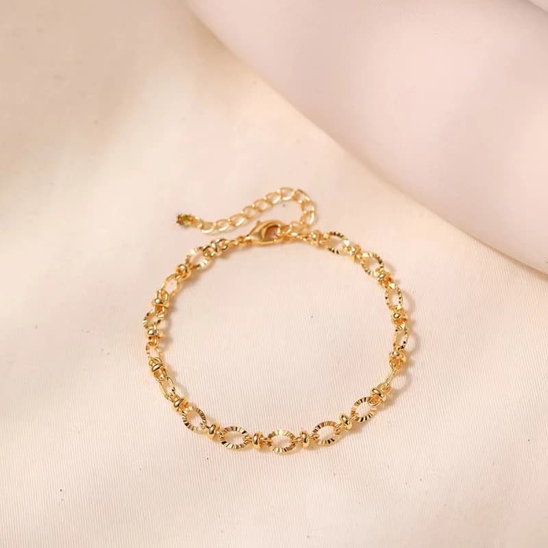 New charms 18k Gold Filled exquisite Chain Bracelets for Women fashion Wedding Party Gifts Street Versatile jewelry 18+4cm