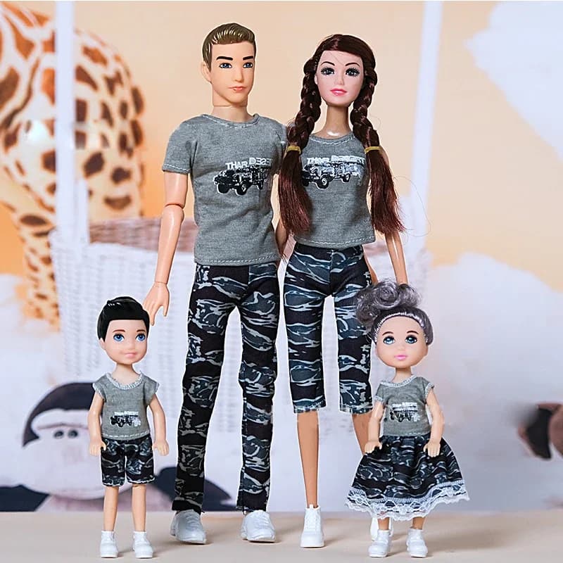 1/6 BJD Family Dolls with Parent-Child Wear Couple Dolls Baby Girl Mom Dad Role Play Toys DIY Doll House Toy for Girls Gifts