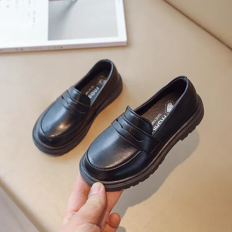 Britain Style Children's Leather Shoes for Boys 2025 Spring New Girls Retro Black Single Shoes Soft Moccasin Shoes for Children