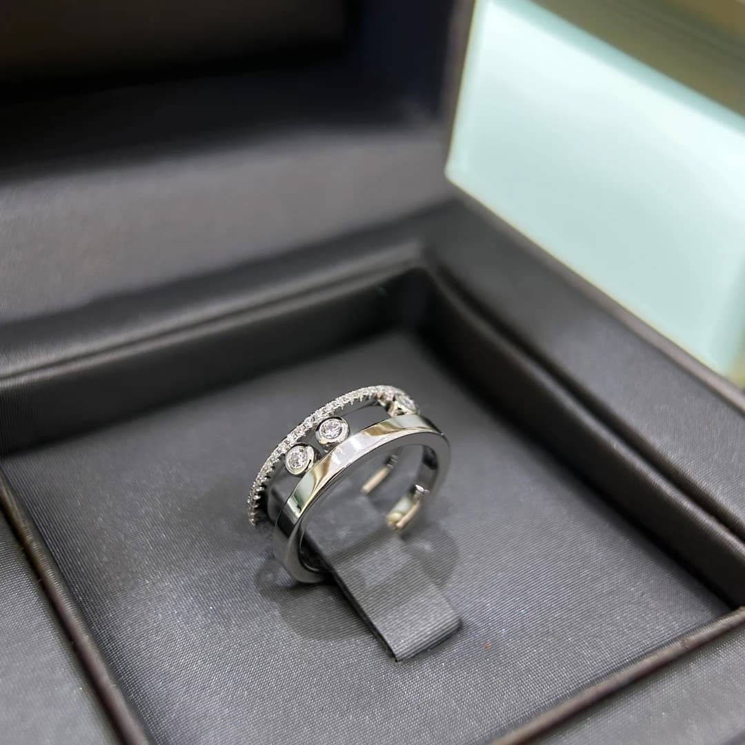 Boutique Jewelry Women's Wedding Ring. Exquisite Engagement Jewelry Holiday Gift