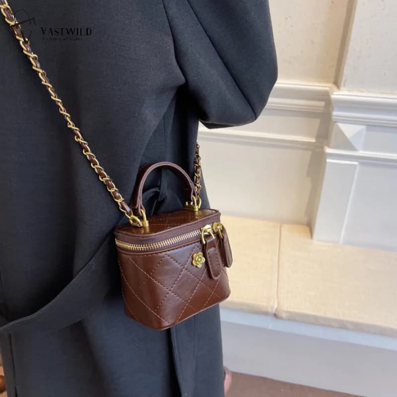 Small Shoulder Bucket Bag For Women Classic Mini Clutches Female Small Square Bag Crossbody Metal Chain Handbag