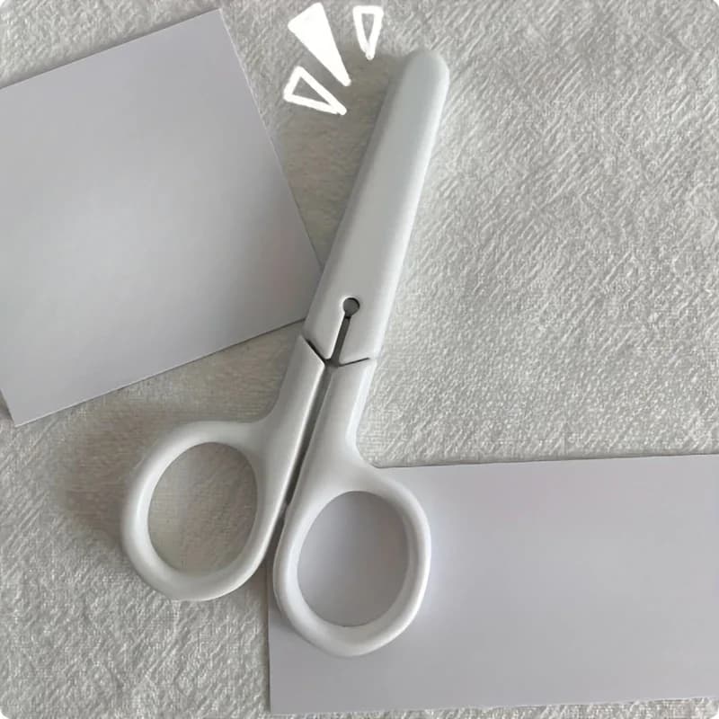 1pc Mini White Scissors, Portable Stainless Steel Blade Paper Cutter, Handmade Stationery, Gift For Office School
