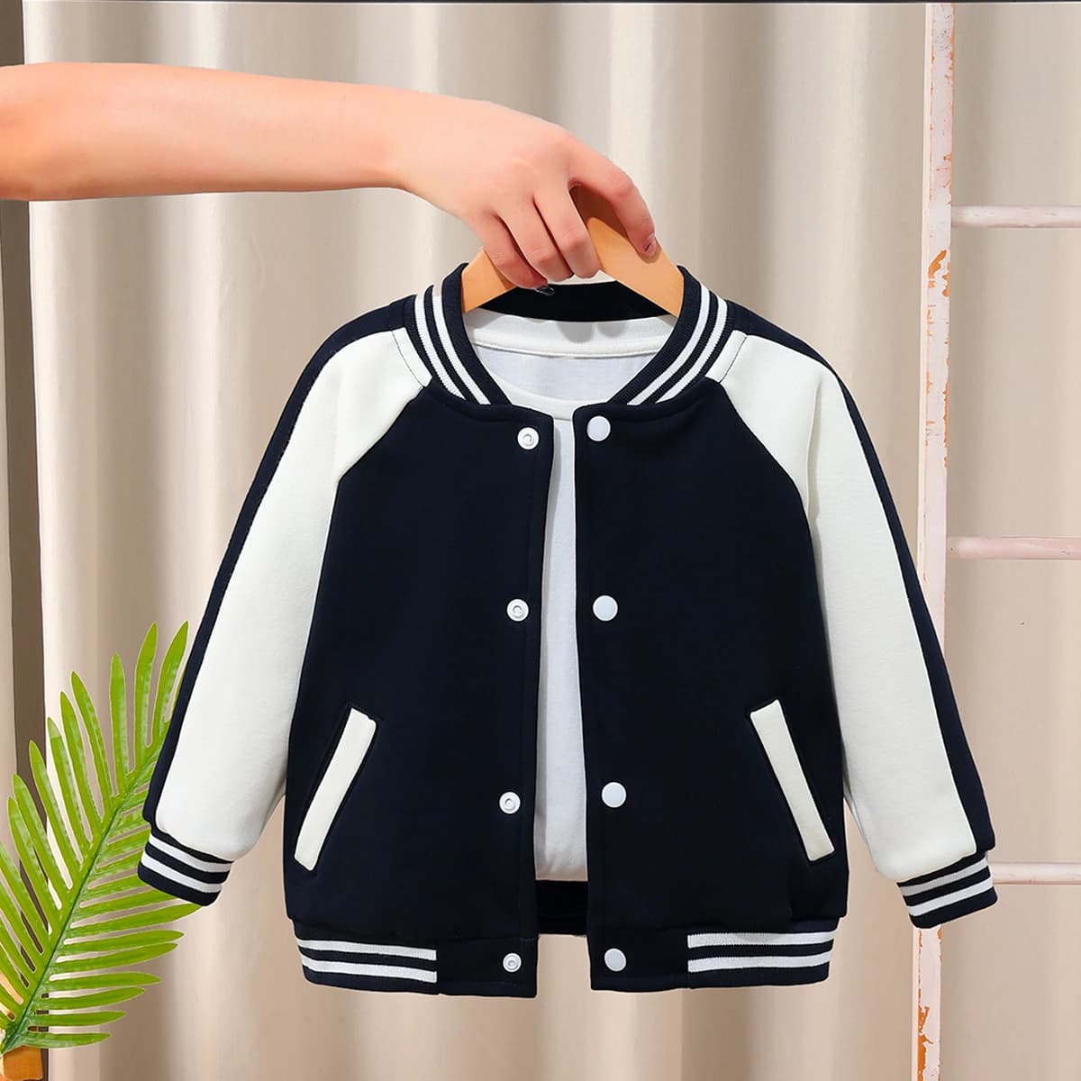 Boys Casual Bear Letter Embroidery Color Block Button-Up Baseball Jacket Children's Fashion Outerwear