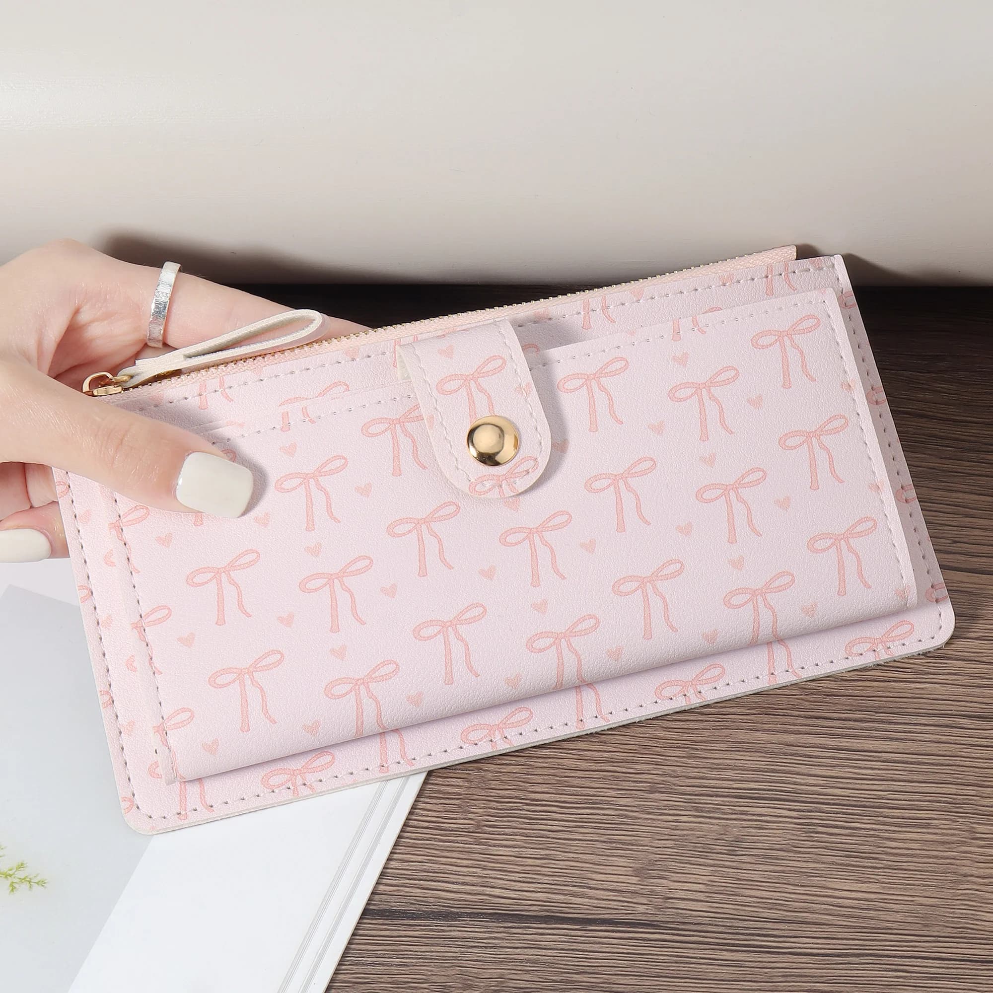Women's long wallet, coin wallet, multi card slot function wallet, elegant folding wallet for women, with card slot and zipper p