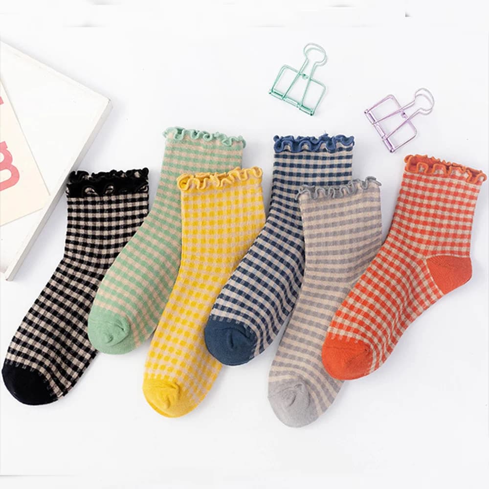 Women's Socks Autumn Checkered Retro Vintage Cotton Socks Crew Comfortable Color Fashion Sock Elastic Plaid Short Socks Woman Sox