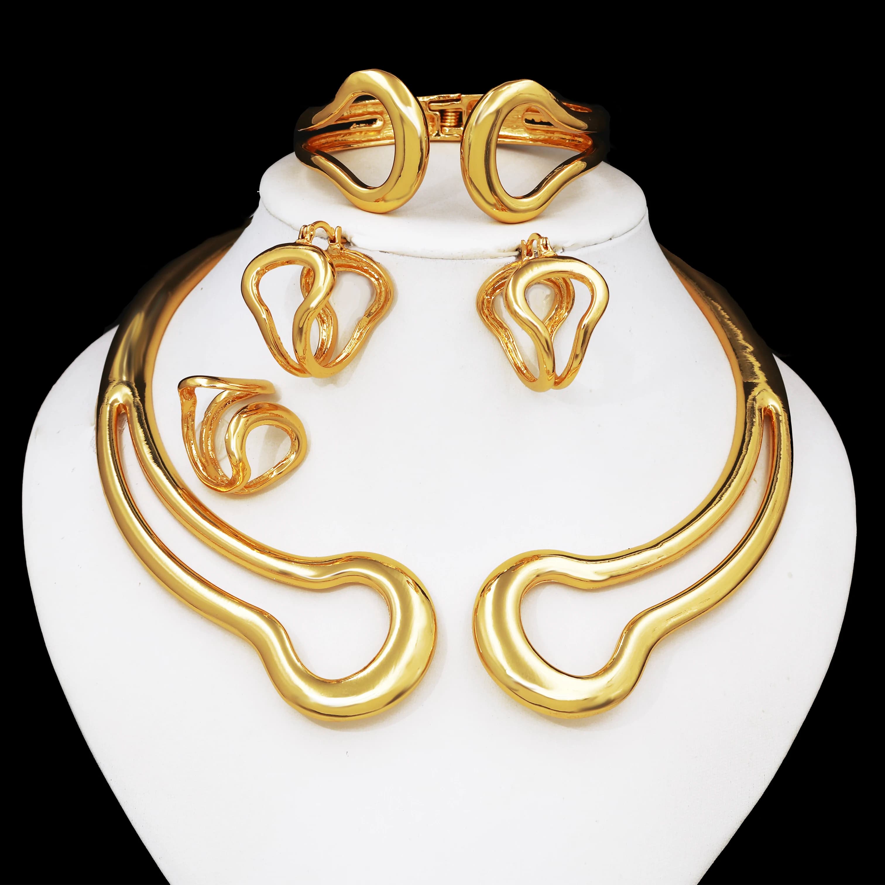 Italy 18k Gold Plated Jewelry Set For Women Classic Design Shiny Necklace Hoop Earrings Bangle And Ring Fashion 4PCS Set Jewelry