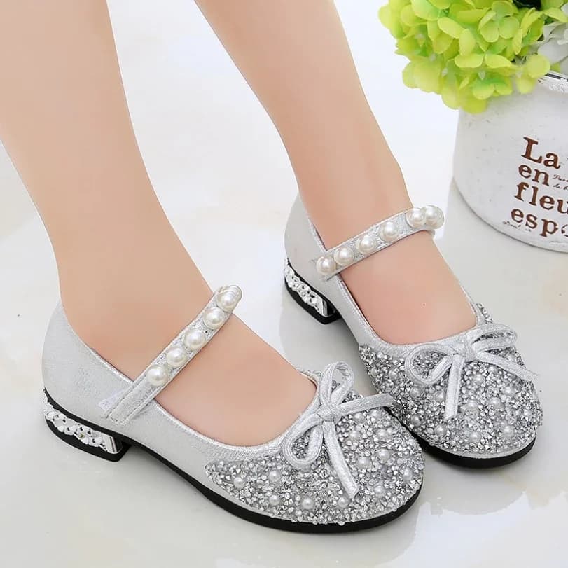 Girls Shoe Kids Shoes Princess Shoes Girl 2026 Summer Temperament Soft Sole Anti Slip Crystal Leather Shoe Infant Girl‘s Sandal