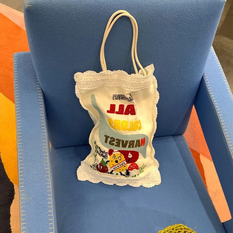 Women's Shoulder Bag New Creative Cartoon Potato Pattern Embroidery Shoulders Bag Casual Fashionbale Versatile Canvas Handbags