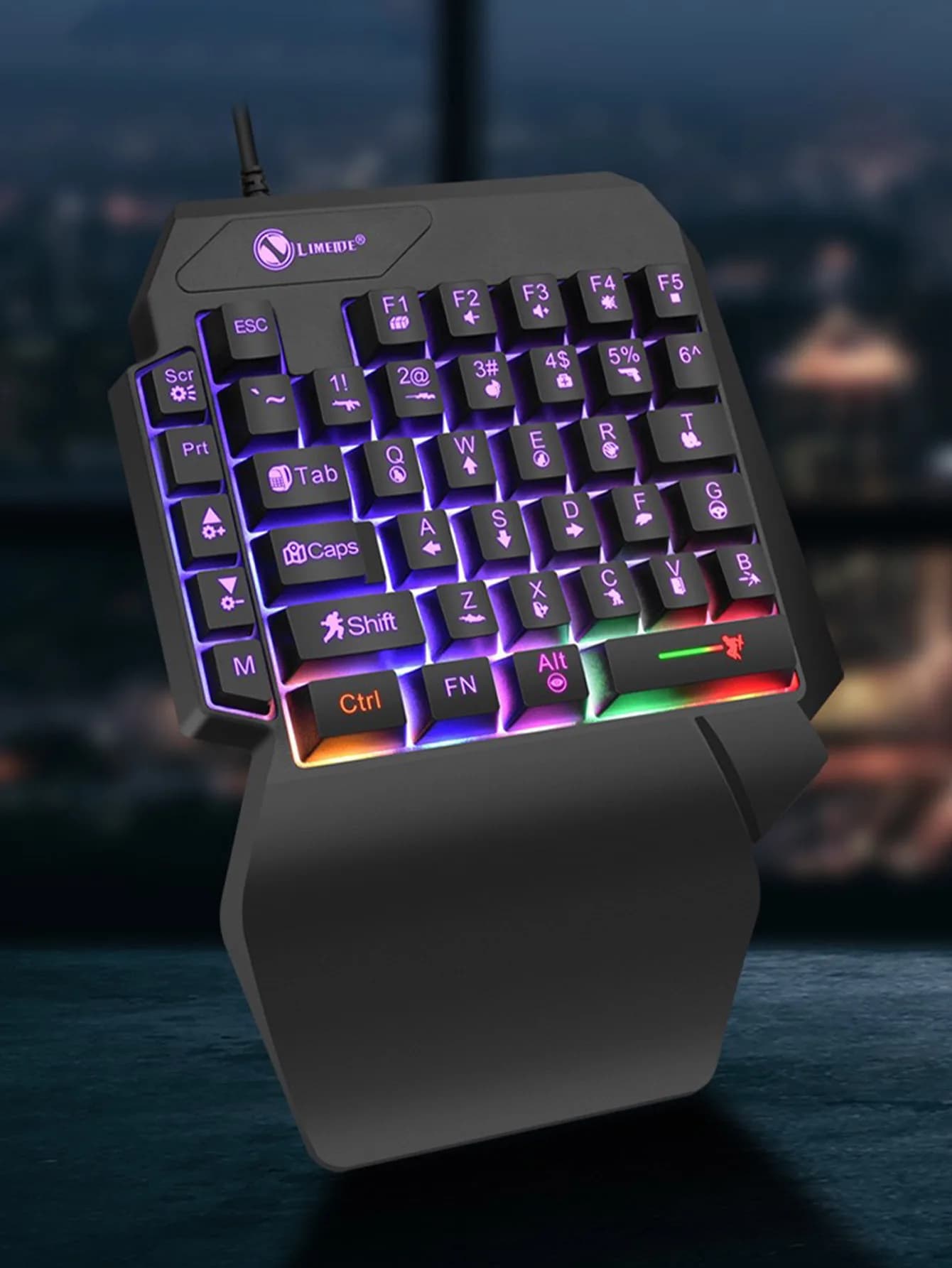Mechanical one-handed light game wired keyboard, radium engraving characters, engineering hand support