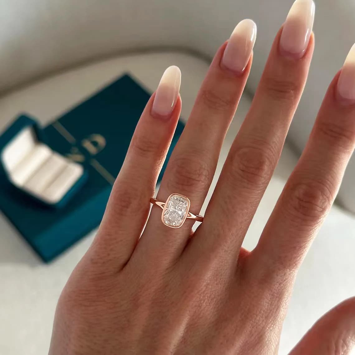 Exquisite Rose Gold Engagement Ring for Women - High-quality Shiny AAAA Zircon Jewelry Anniversary Gift