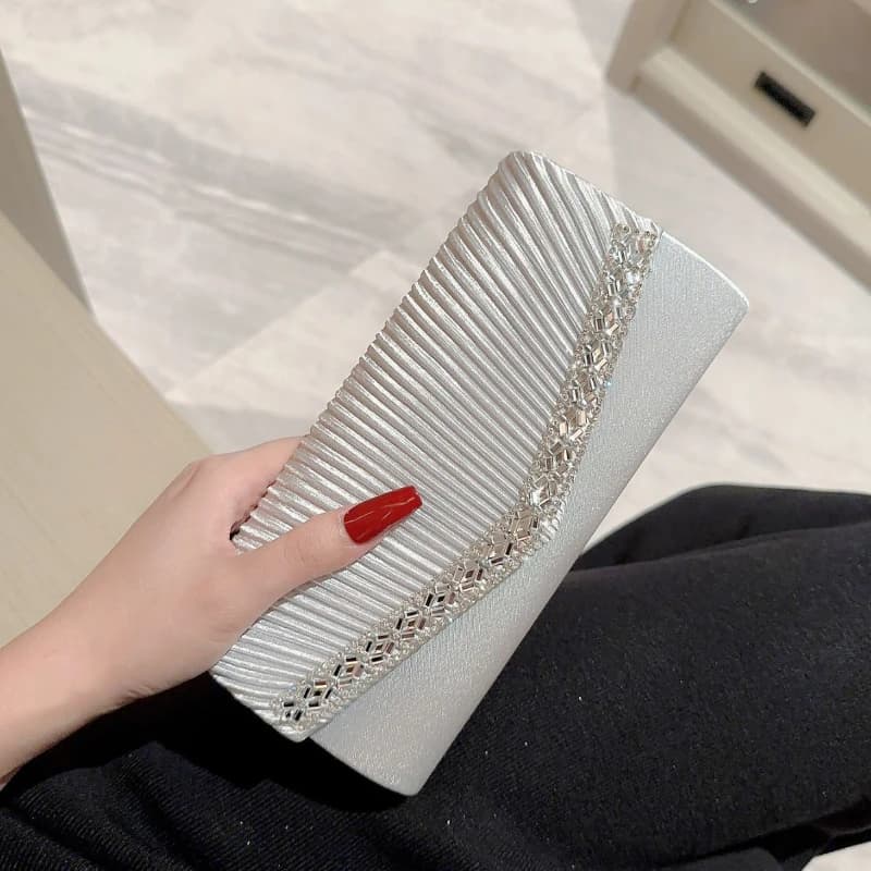 Women Evening Clutch Bags Elegant Luxury Female Silver/Black/White Clutch Wedding Purse Party Handbag Ladies Chain Shoulder Bags
