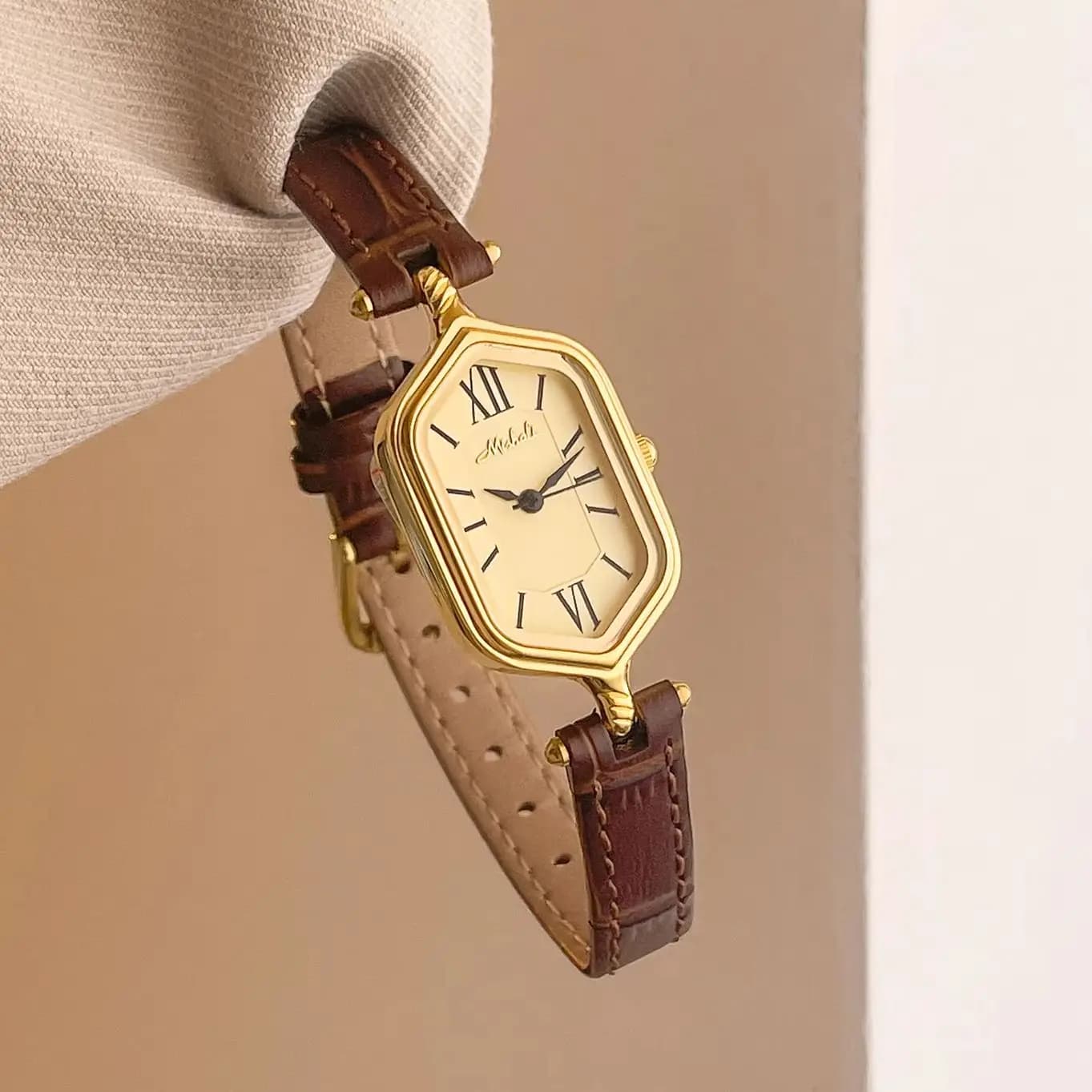 Vintage Roman Digital Luxury Watch for Women, Waterproof Leather Strap, High Quality Elegant Quartz Women's Watches Gift Clock