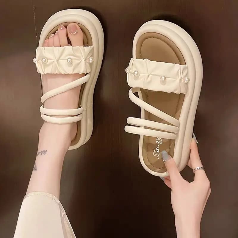 Women's Sandals 2024 New Summer Outdoor Wear Thick Bottom Versatile Slippers Casual Fashion Soft Bottom Two-Way Slip-On Slippers