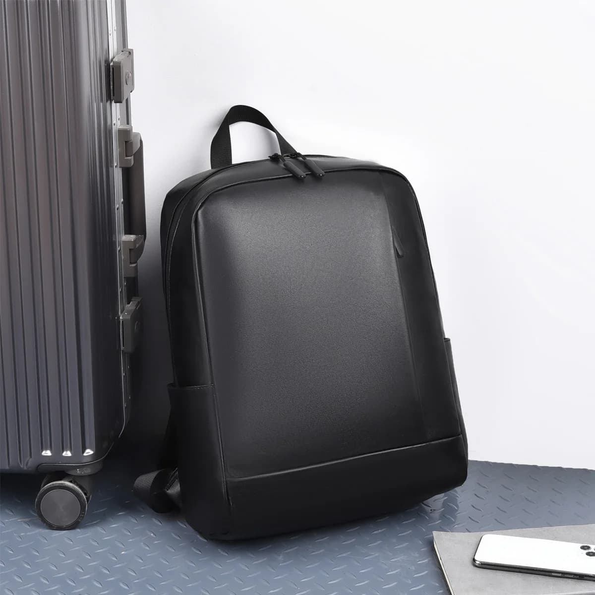 Men's Fashion Backpack Simple Designer Model Large Capacity Travel Backpack Wearable and Practical Men's Business Backpacks