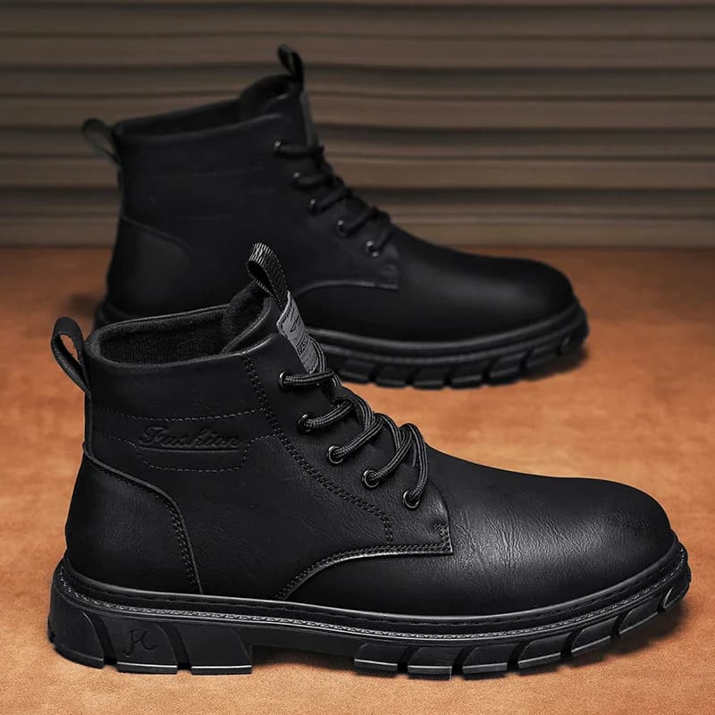 Winter Men Boots Outdoor Leather Ankle Boots Lightweight High Top Casual Boots Designer Male Work Boots Classic Handmade Boots