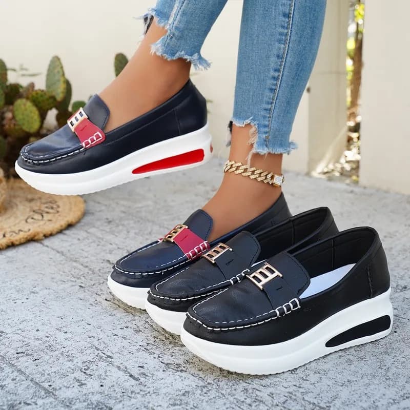New Women Vulcanized Shoes Round Toe Sneakers Outdoor Female Casual Shoes Platform Walking Women Shoes Slip-on Flat Shoe